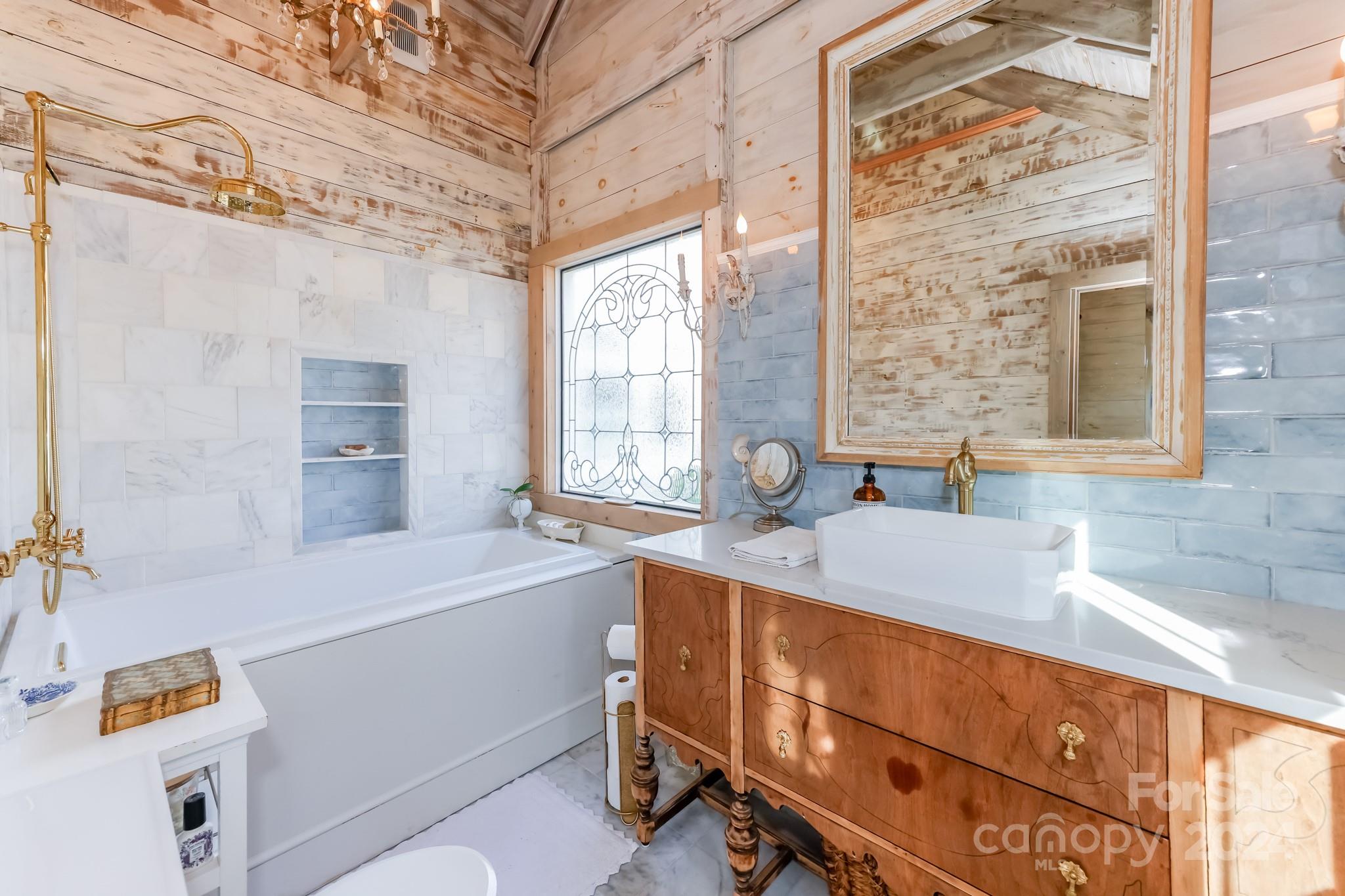 711 Herman Wilson Road Lake Lure, NC 28746 - Photo 20 of 47 Gallery Image 20