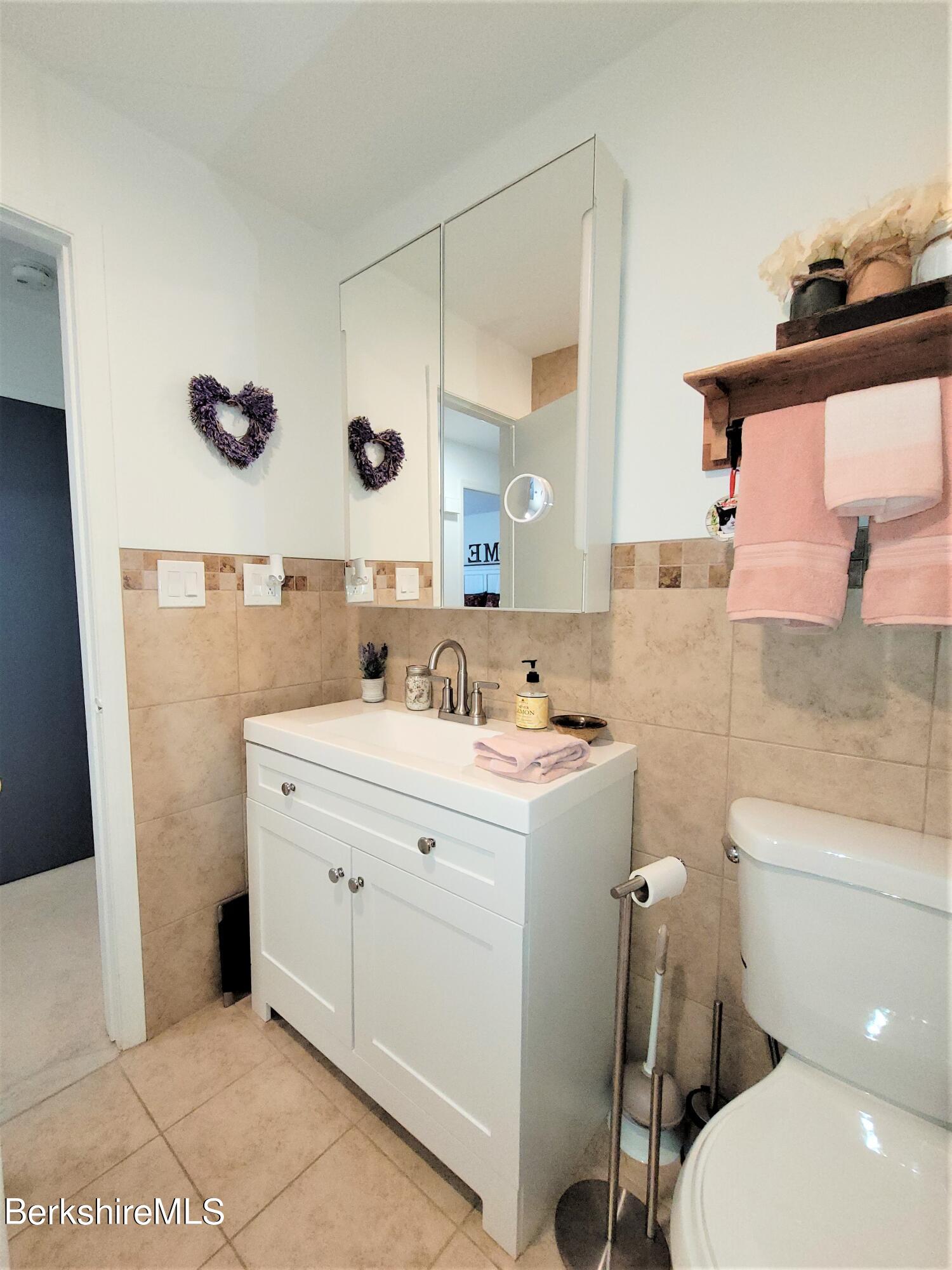 260 Pittsfield Road, Unit A18 Lenox, MA 01240 - Photo 17 of 29 20220818_130829 (2)