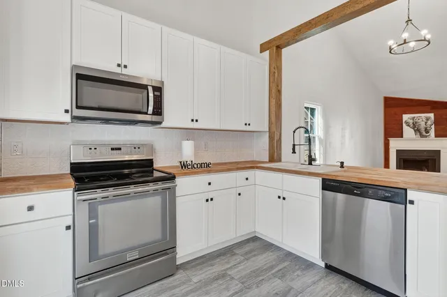 $167,500 | 402 Andros Drive, Fayetteville, NC 28314