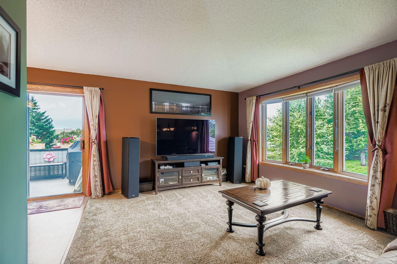 14715 Endicott Way Apple Valley, MN 55124 - Photo 12 of 27