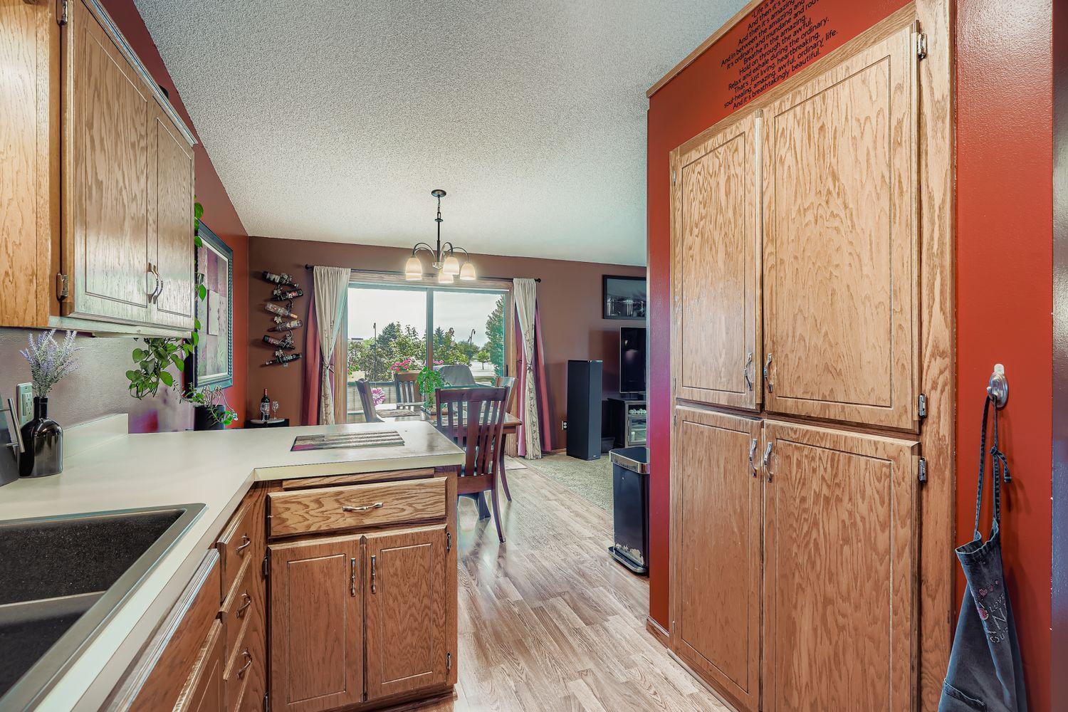 14715 Endicott Way Apple Valley, MN 55124 - Photo 18 of 27