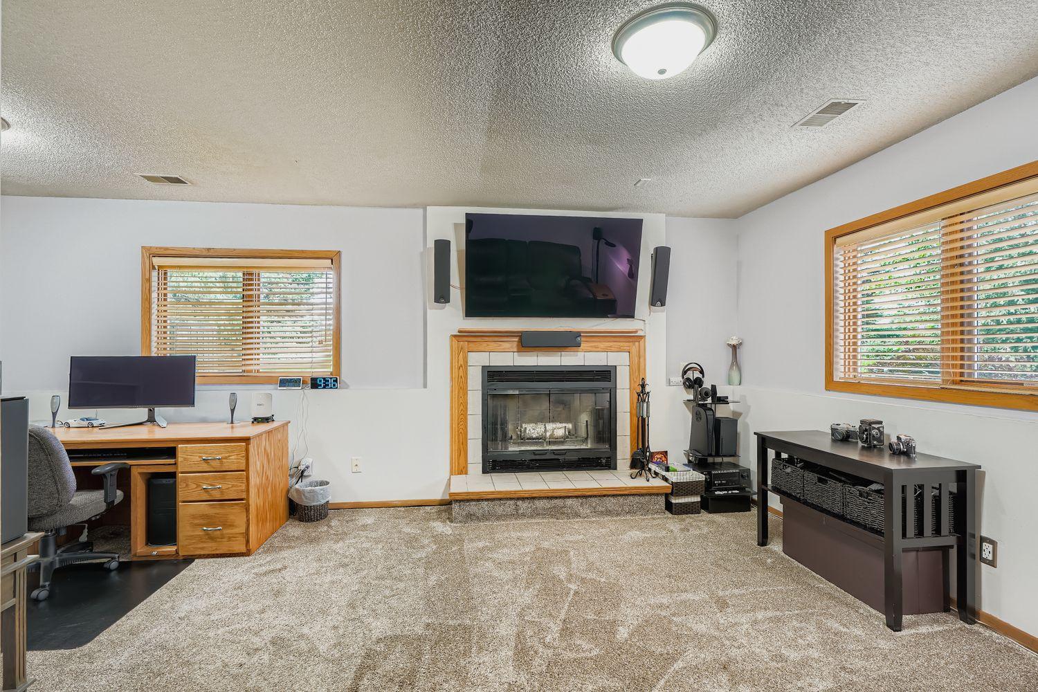 14715 Endicott Way Apple Valley, MN 55124 - Photo 23 of 27