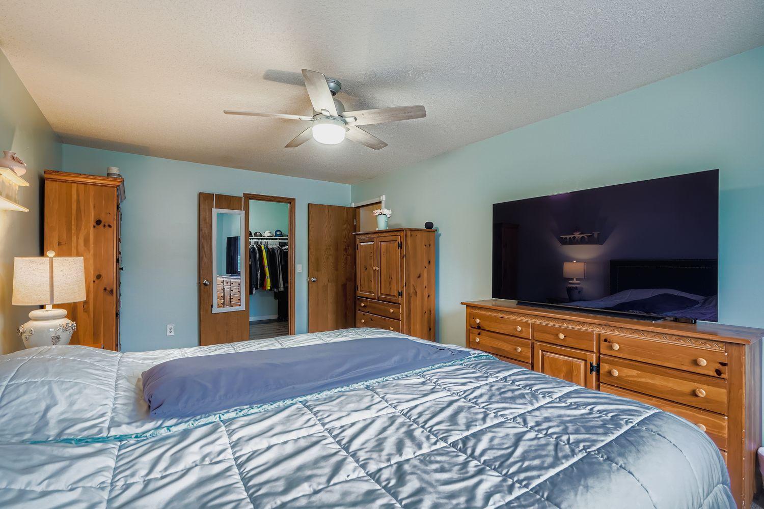 14715 Endicott Way Apple Valley, MN 55124 - Photo 6 of 27