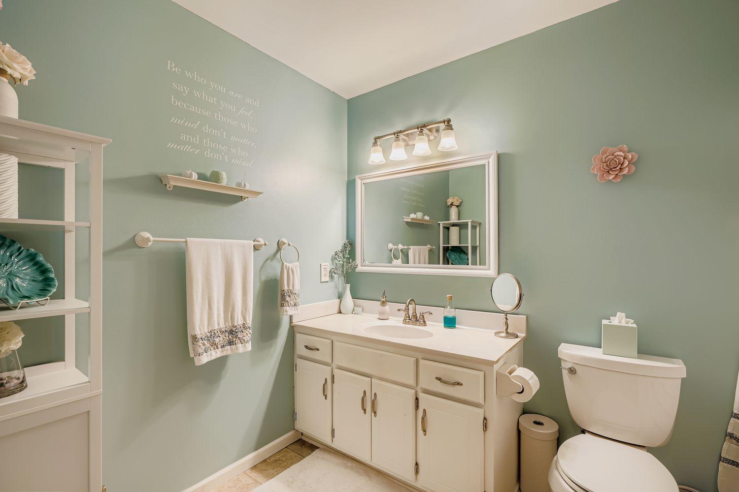 14715 Endicott Way Apple Valley, MN 55124 - Photo 8 of 27