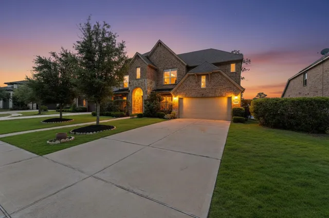 $789,900 | 3614 Bonnie Bend Drive, Katy, TX 77494