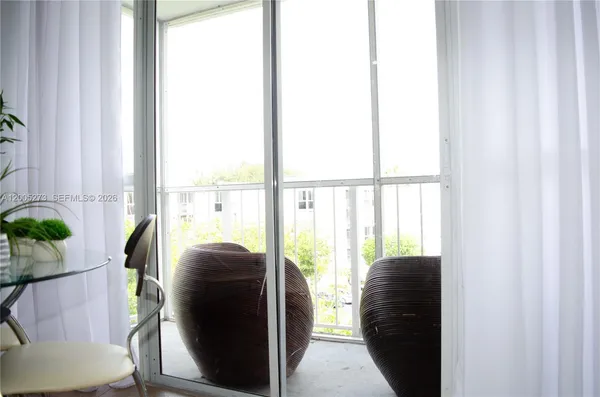 $249,000 | 6995 Northwest 186th Street, Unit E509, Hialeah, FL 33015