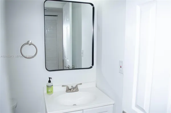 $249,000 | 6995 Northwest 186th Street, Unit E509, Hialeah, FL 33015