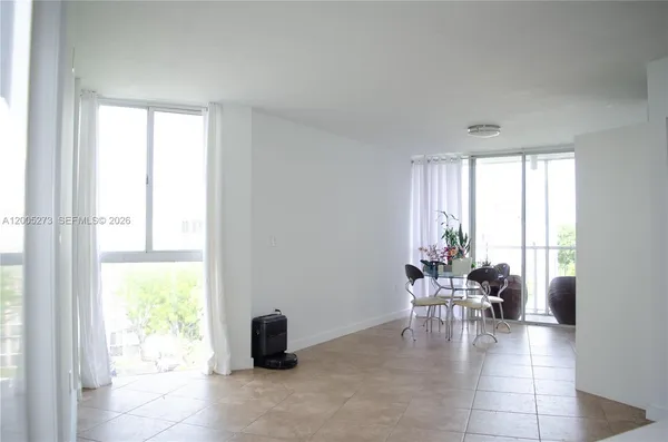 $249,000 | 6995 Northwest 186th Street, Unit E509, Hialeah, FL 33015