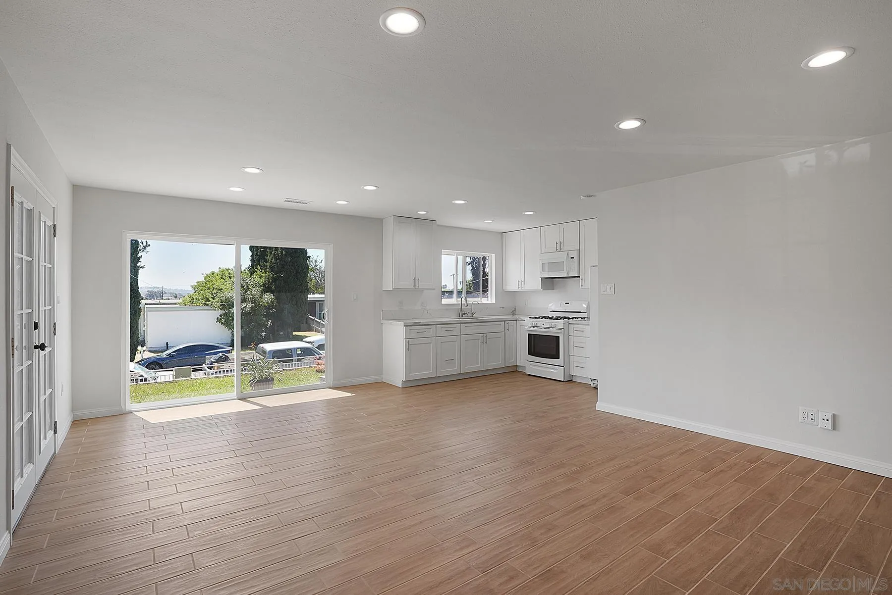 9820 St George Street Spring Valley, CA 91977 - Photo 4 of 23