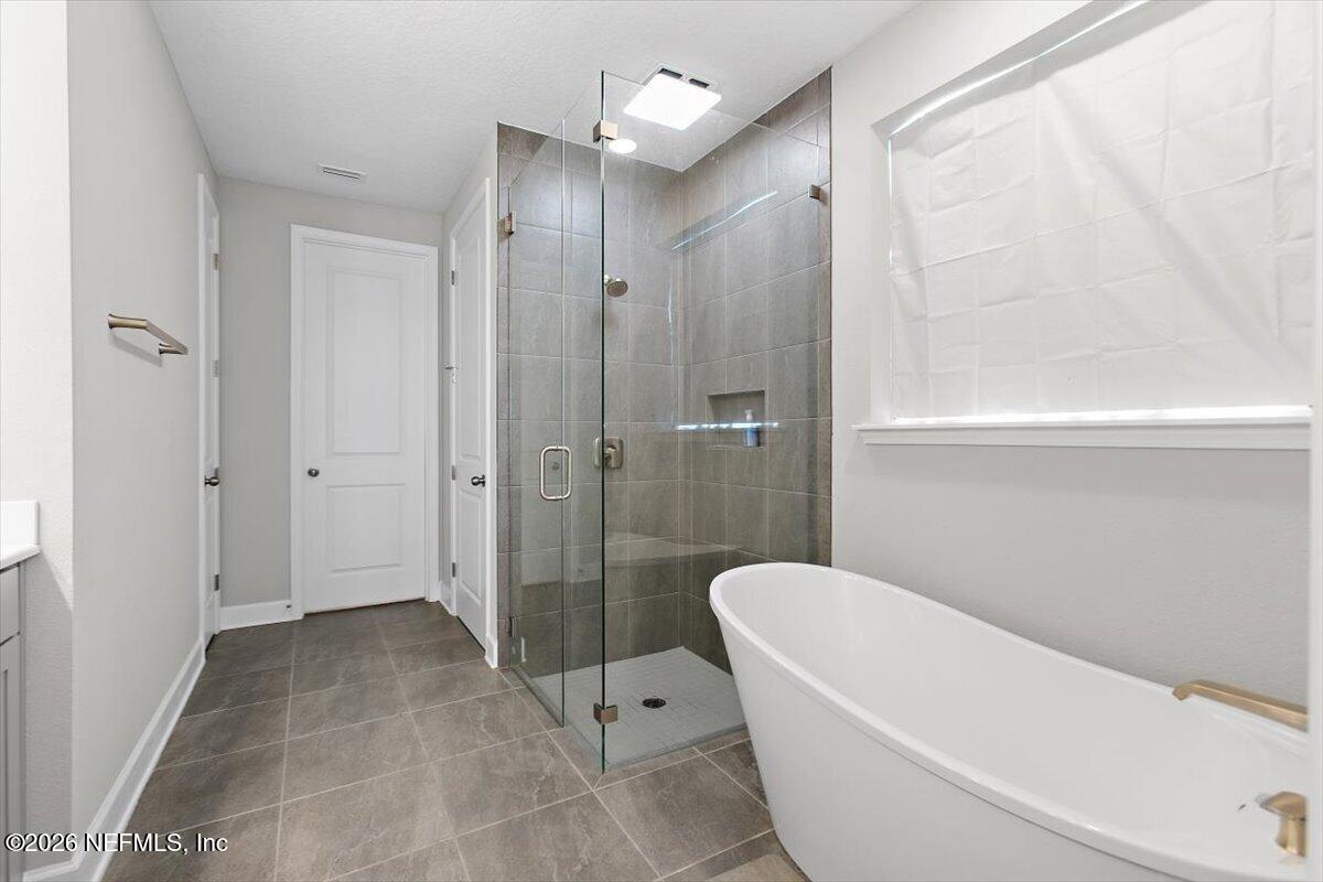28 Aspendale Road Ponte Vedra, FL 32081 - Photo 15 of 25 15-Primary Bathroom