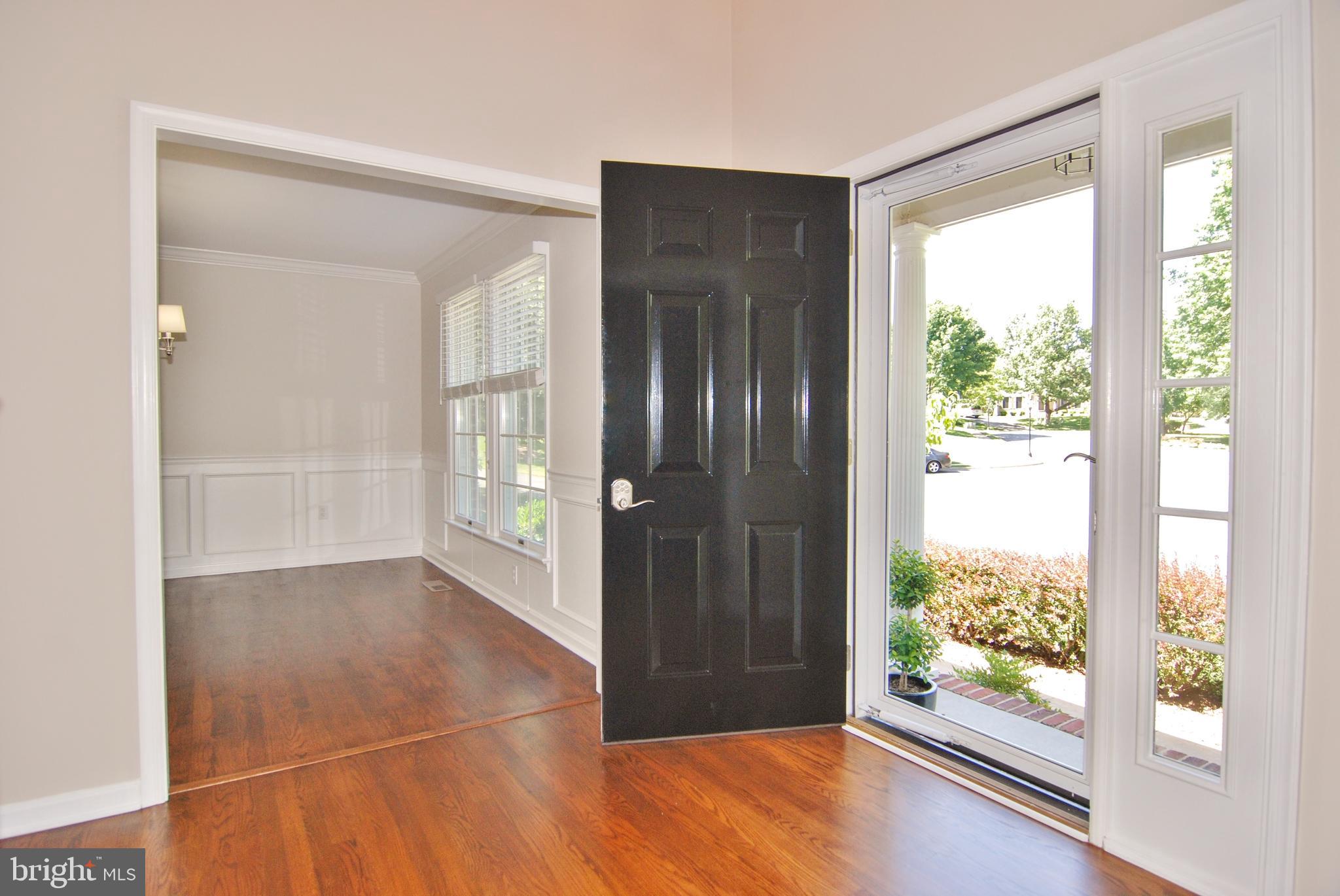 2205 Banner Hill Road Frederick, MD 21702 - Photo 4 of 46 Hardwood floors greet you at the entrance.