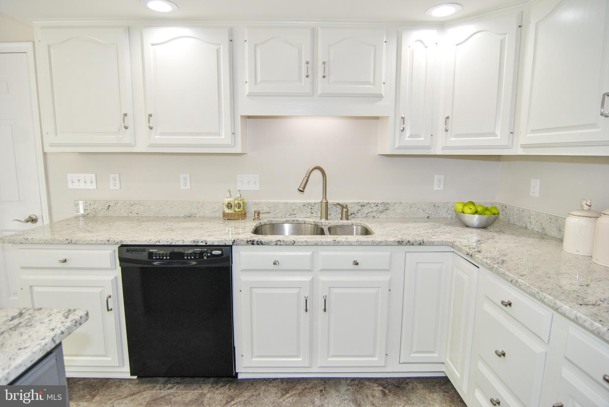 2205 Banner Hill Road Frederick, MD 21702 - Photo 10 of 46 Recessed lighting...