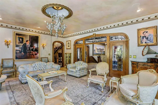 a bathroom with a toilet and a mirror