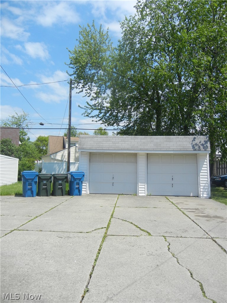 6109 Ridge Road, Unit 11 Parma, OH 44129 - Photo 15 of 16
