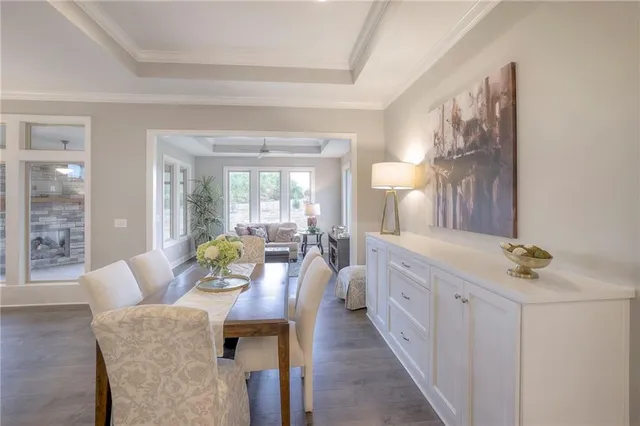 $800,000 | 12204 138th Place, Overland Park, KS 66221