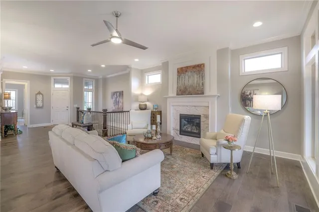 $800,000 | 12204 138th Place, Overland Park, KS 66221