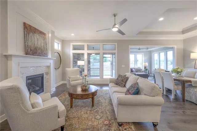 $800,000 | 12204 138th Place, Overland Park, KS 66221