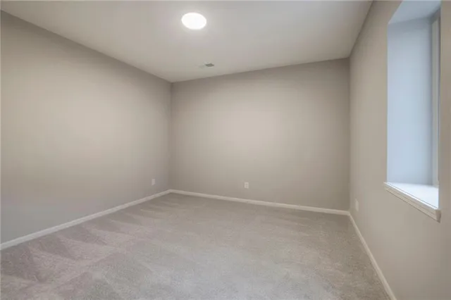 $800,000 | 12204 138th Place, Overland Park, KS 66221