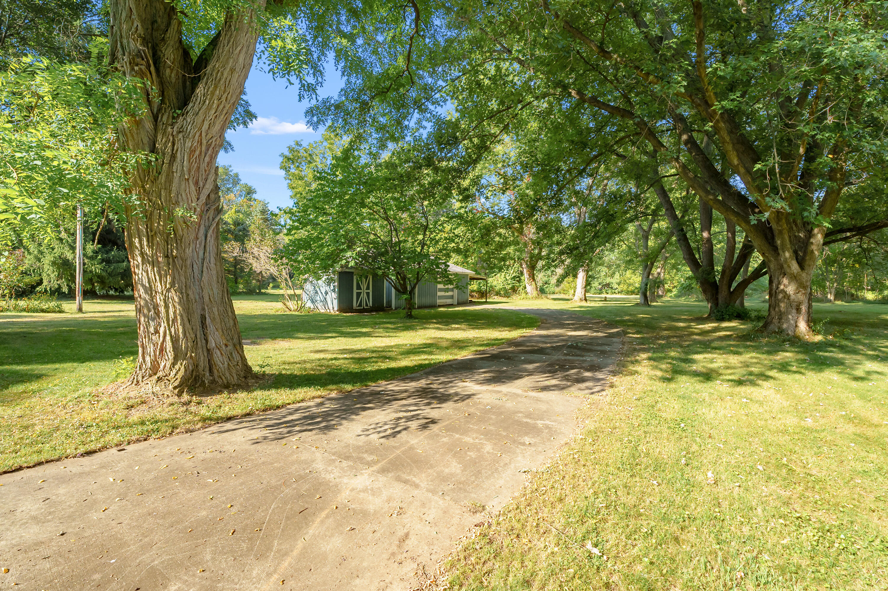 12441 Minges Road South Battle Creek, MI 49015 - Photo 30 of 35 Minges Rd S 12441 Battle Creek 49015-33