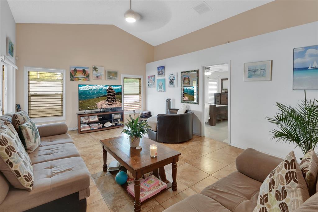 611 Placid Run Road Orange City, FL 32763 - Photo 4 of 32