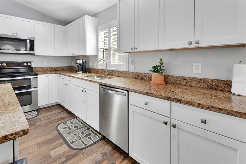 611 Placid Run Road Orange City, FL 32763 - Photo 10 of 32