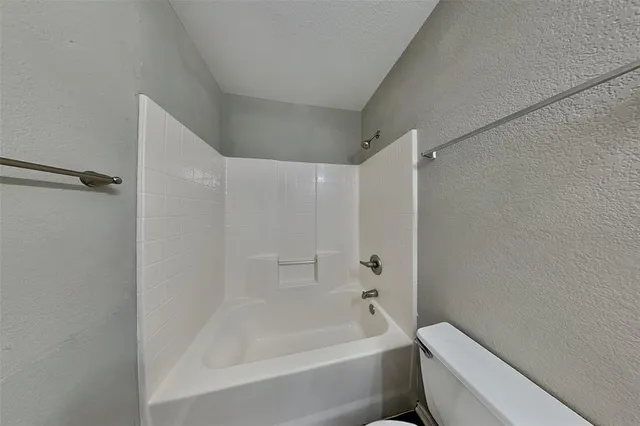 $2,100 | 6014 Twin Maple Drive, Arlington, TX 76018