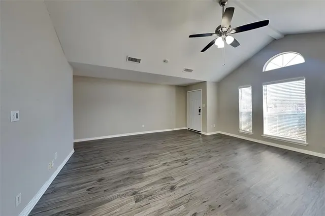 $2,100 | 6014 Twin Maple Drive, Arlington, TX 76018