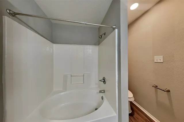 $2,100 | 6014 Twin Maple Drive, Arlington, TX 76018