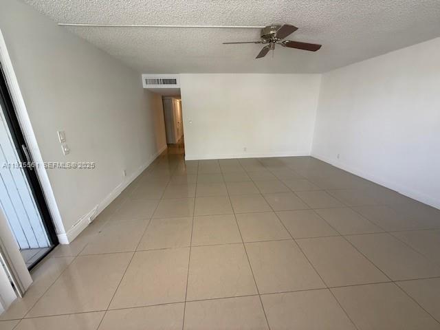 20381 Northeast 30th Avenue, Unit 2047 Aventura, FL 33180 - Photo 9 of 21 a view of an empty room
