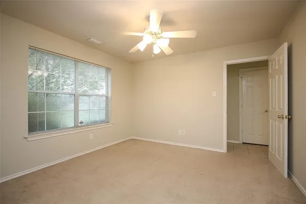 $2,300 | 14 Delphinium Place, The Woodlands, TX 77382