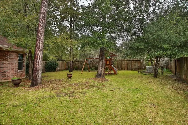 $2,300 | 14 Delphinium Place, The Woodlands, TX 77382