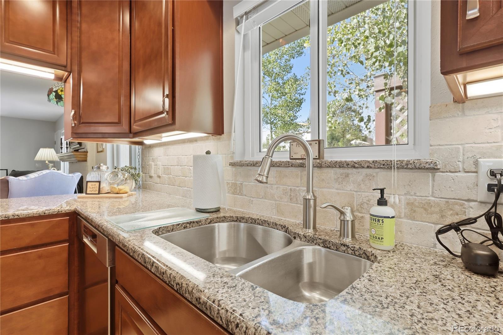 5255 Camargo Road Littleton, CO 80123 - Photo 3 of 42 Gallery Image 3