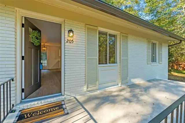 a view of an entryway of house