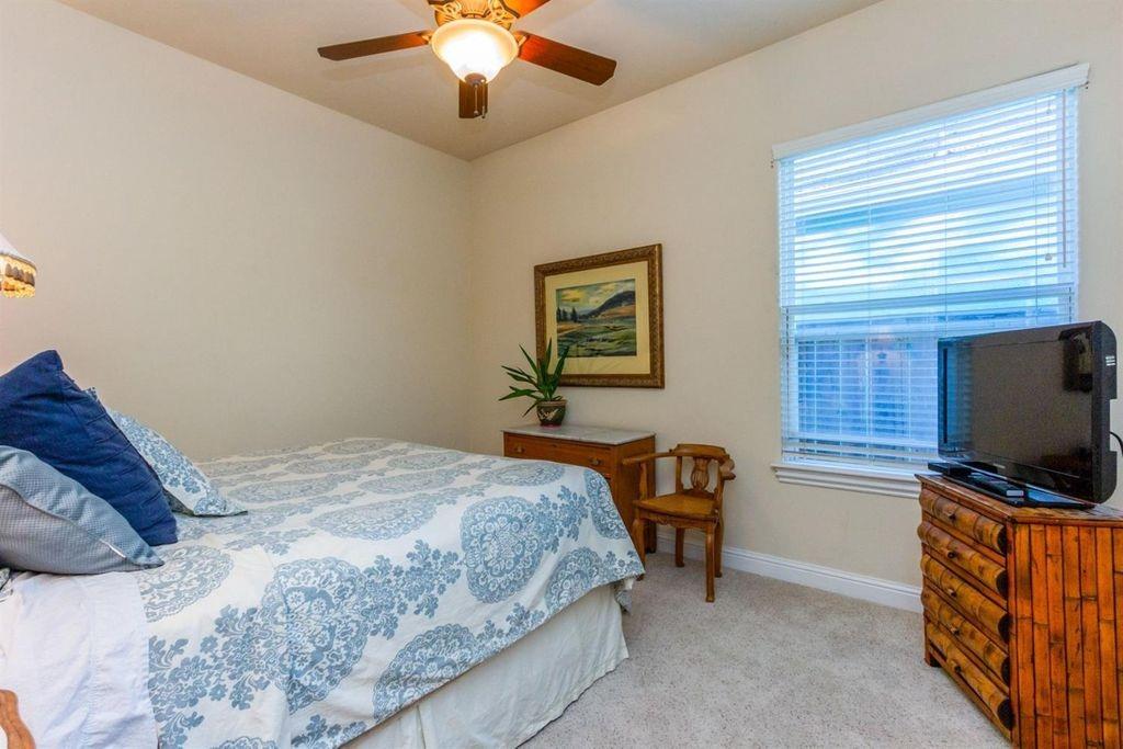 4708 North Crestmoor Avenue Clovis, CA 93619 - Photo 20 of 36