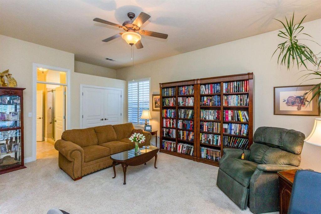 4708 North Crestmoor Avenue Clovis, CA 93619 - Photo 23 of 36