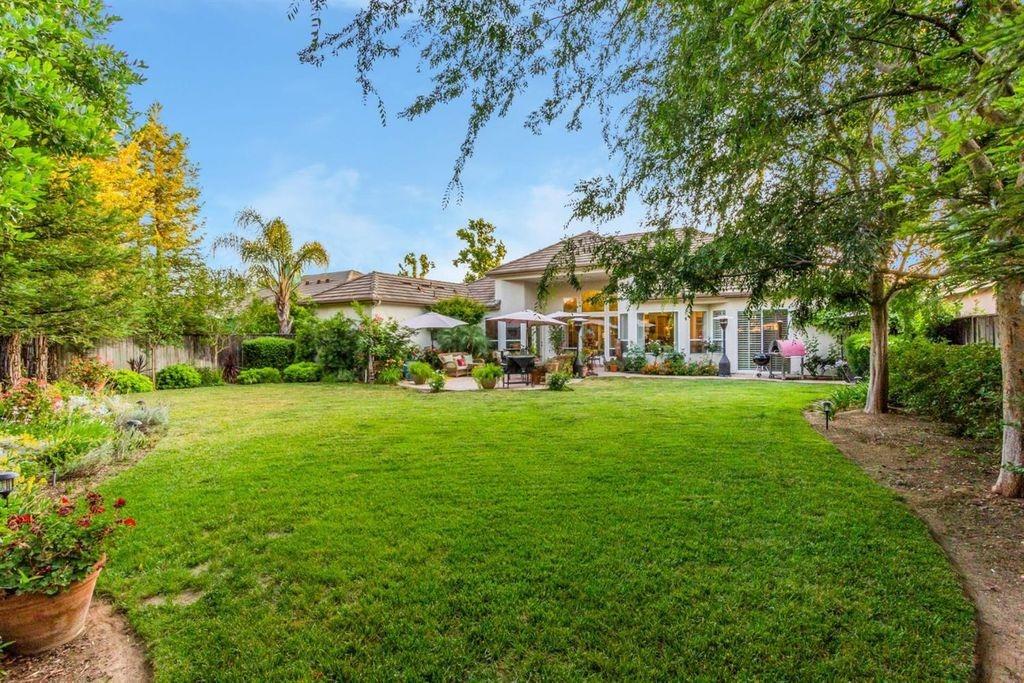 4708 North Crestmoor Avenue Clovis, CA 93619 - Photo 31 of 36