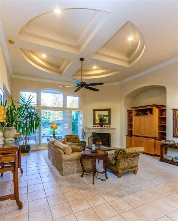 4708 North Crestmoor Avenue Clovis, CA 93619 - Photo 5 of 36