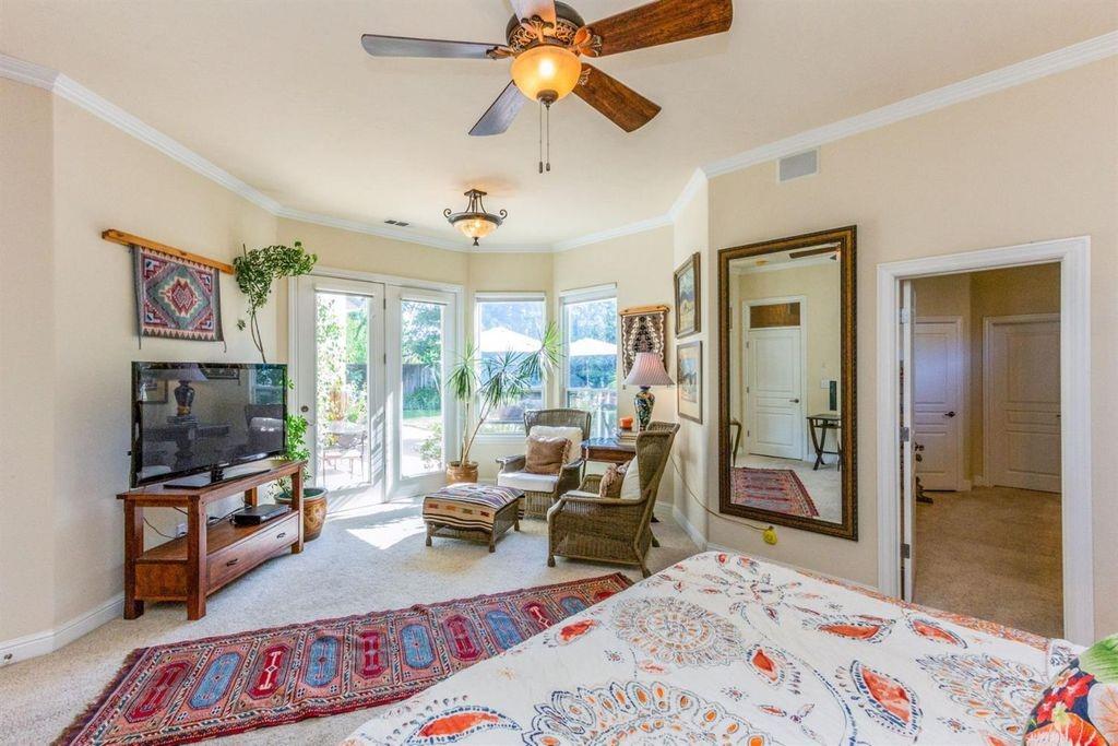 4708 North Crestmoor Avenue Clovis, CA 93619 - Photo 8 of 36