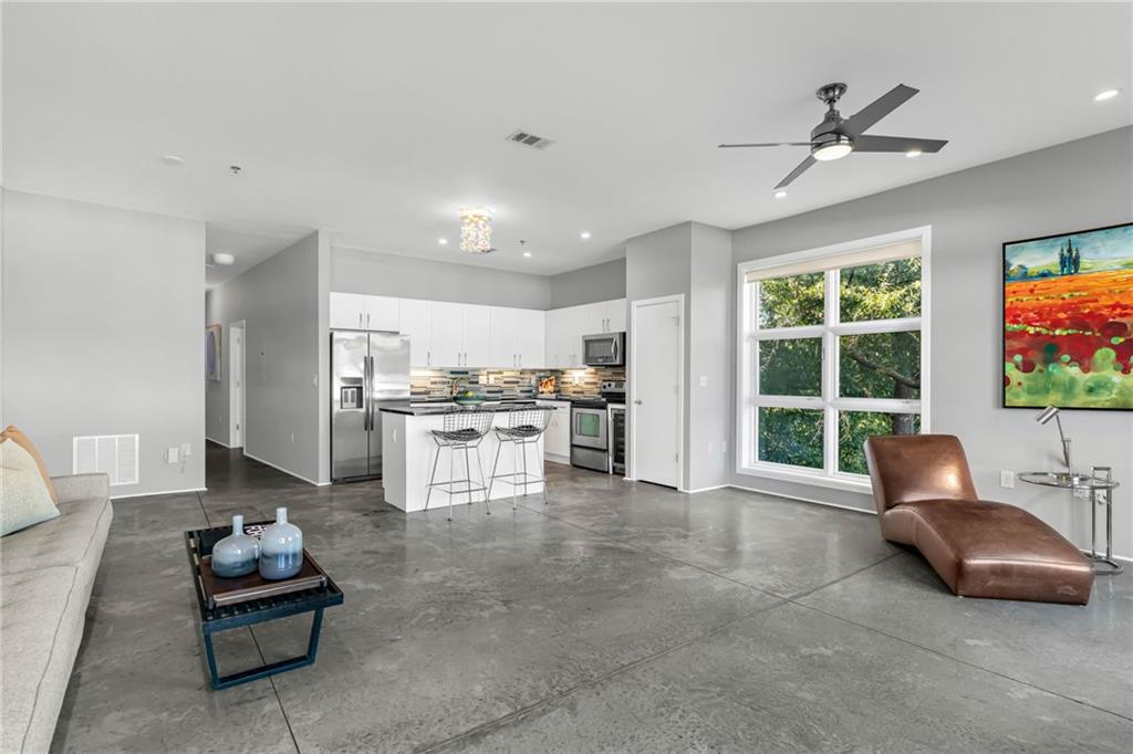 560 Dutch Valley Road Northeast, Unit 2315 Atlanta, GA 30324 - Photo 7 of 51 Gallery Image 7