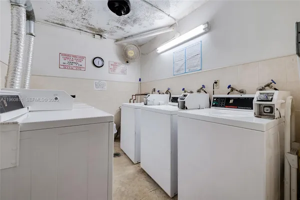 $2,200 | 1661 Southwest 3rd Street, Unit 25, Miami, FL 33135