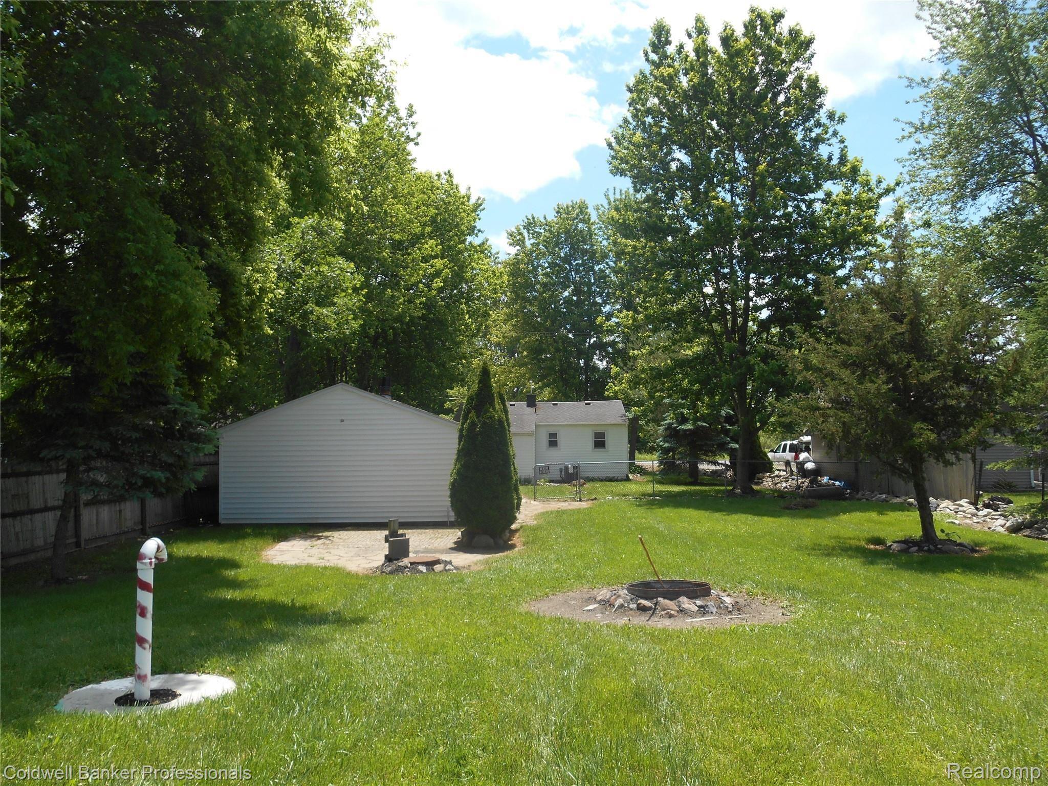 3478 West Oregon Road Lapeer, MI 48446 - Photo 13 of 29 DSCN1579.JPG