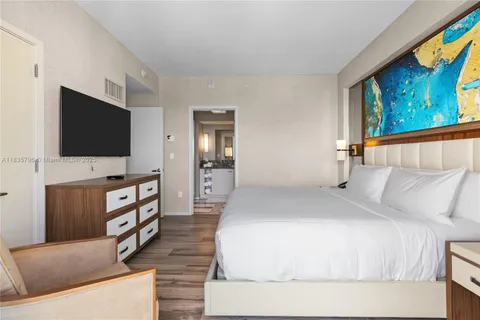 $615,900 | 551 North Fort Lauderdale Beach Boulevard, Unit H1401, Fort Lauderdale, FL 33304