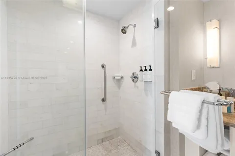 $615,900 | 551 North Fort Lauderdale Beach Boulevard, Unit H1401, Fort Lauderdale, FL 33304