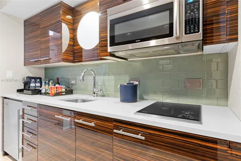 $615,900 | 551 North Fort Lauderdale Beach Boulevard, Unit H1401, Fort Lauderdale, FL 33304