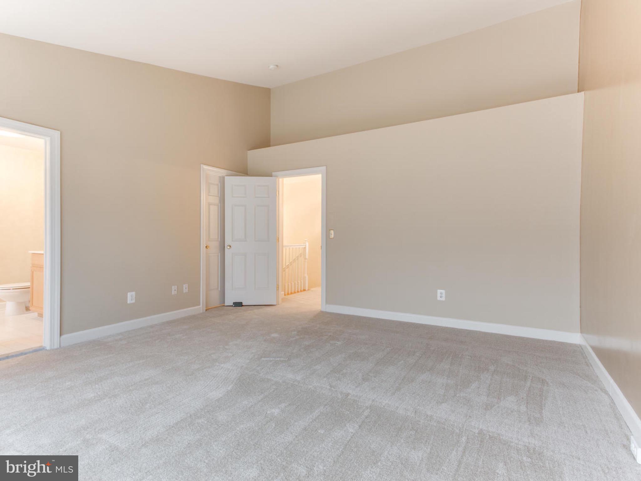 43802 Bent Creek Terrace Leesburg, VA 20176 - Photo 26 of 40 a view of an empty room