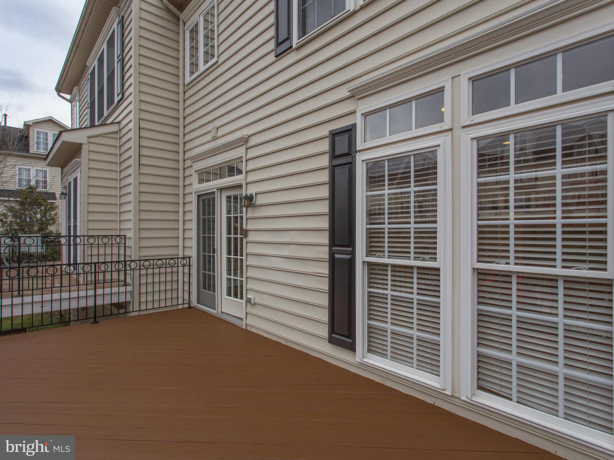 43802 Bent Creek Terrace Leesburg, VA 20176 - Photo 38 of 40 a view of a house with a large window