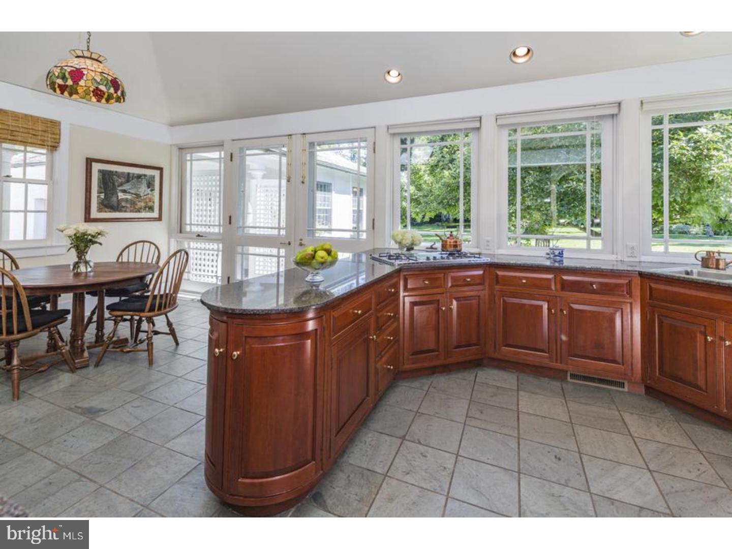 142 Hodge Road Princeton, NJ 08540 - Photo 15 of 25