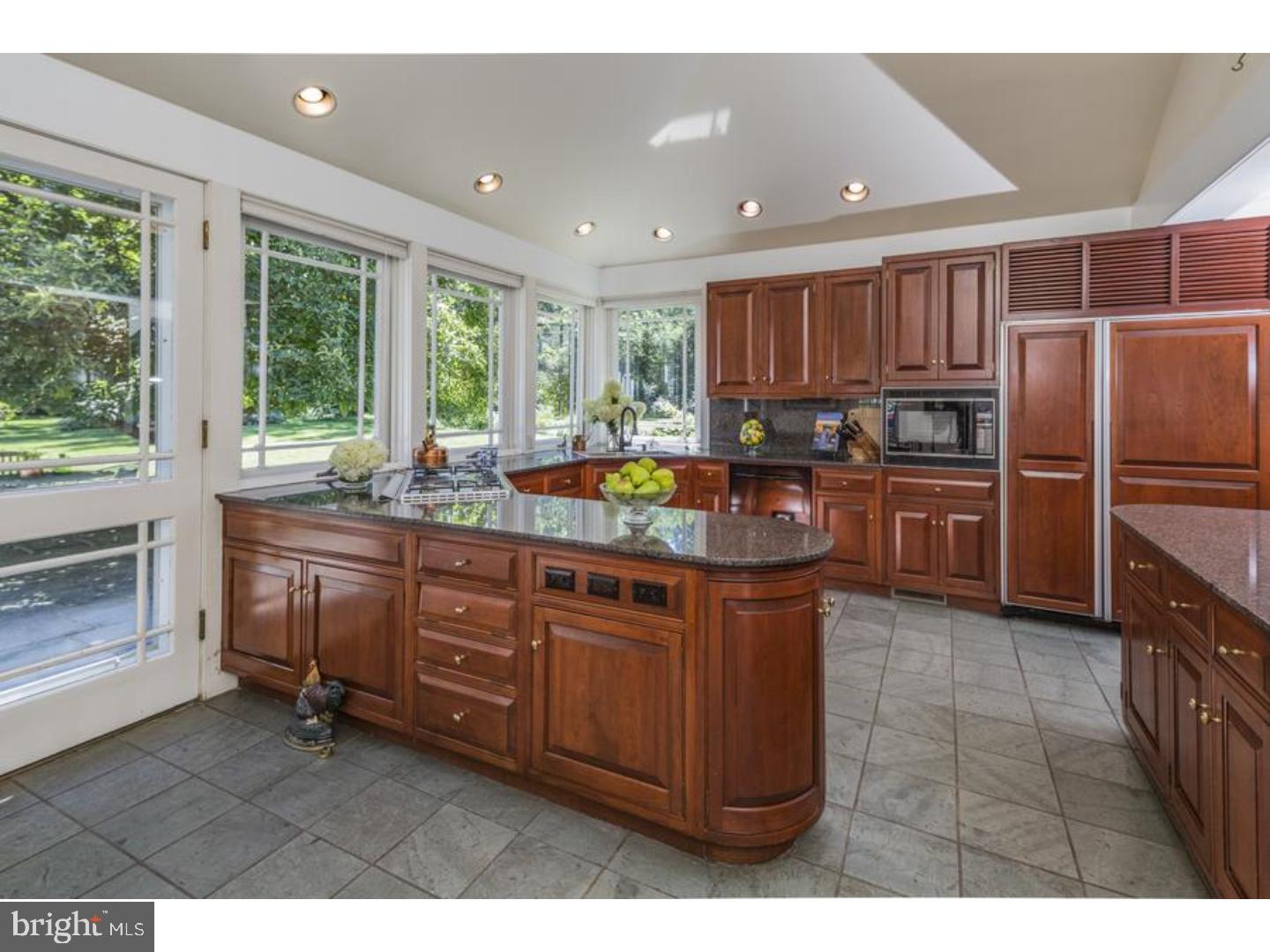 142 Hodge Road Princeton, NJ 08540 - Photo 17 of 25