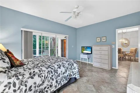$599,000 | 5899 Chanteclair Drive, Unit 211, Naples, FL 34108