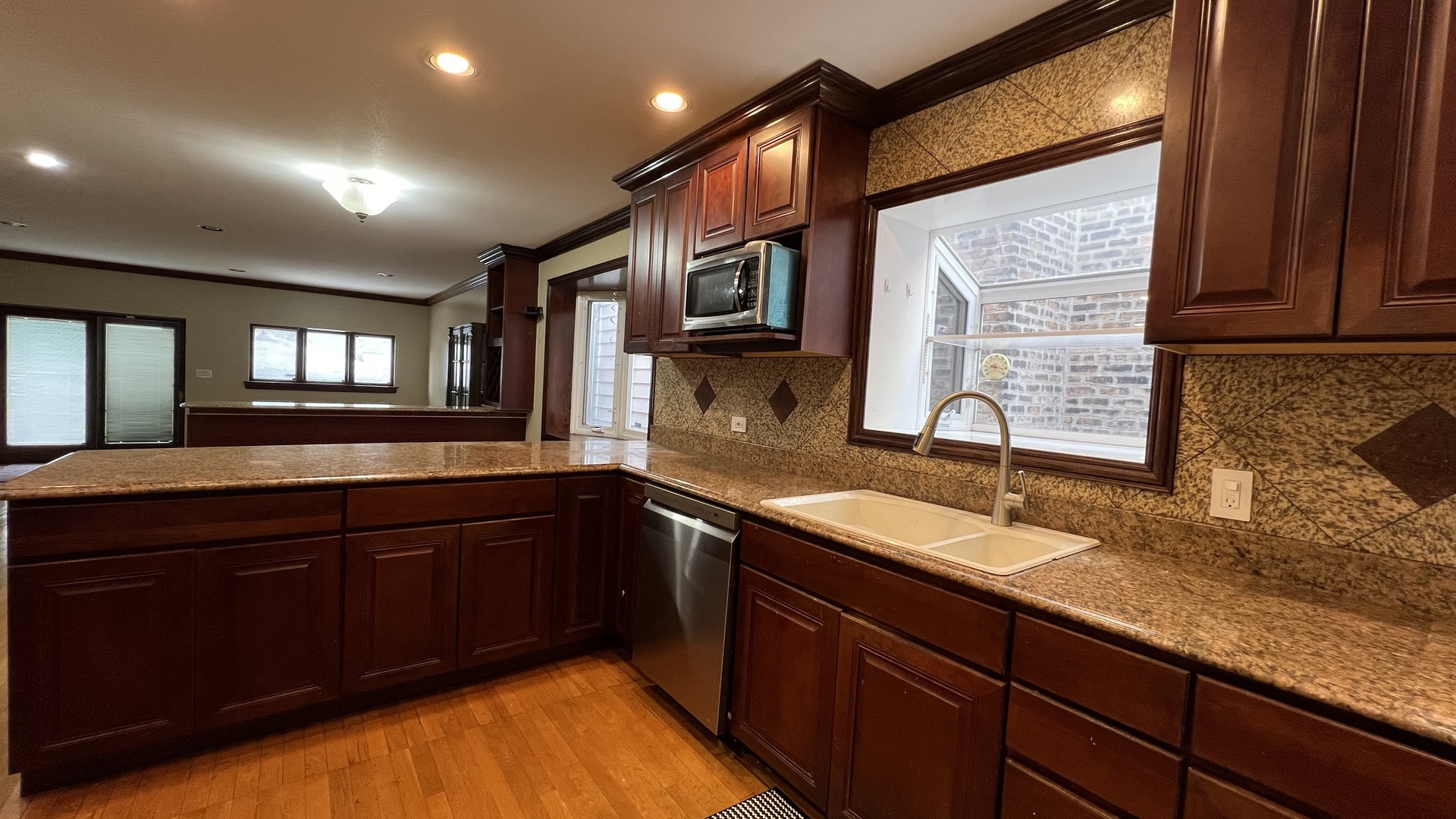 3416 South Wallace Street Chicago, IL 60616 - Photo 11 of 37